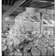 Plan général de sacs de farine entreposés dans les combles de la boulangerie.