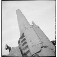 Divers plans rapprochés du tube de 400 mm de l'obusier de l'ALVF (artillerie lourde sur voie ferrée), baptisé maréchal-des-logis Lebeau