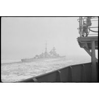 Le croiseur Admiral Hipper photographié depuis le Scharnhorst.