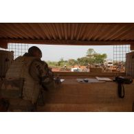 Visite du général Frédéric Hingray, chef d'état-major de la MINUSCA (mission multidimensionnelle intégrée des Nations Unies pour la stabilisation en Centrafrique) sur la POD (plateforme opérationnelle défense) de Bambari.