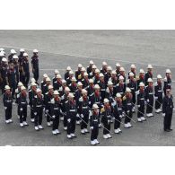 Défilé à pied des élèves de l'école nationale supérieure des officiers de sapeurs-pompiers (ENSOSP) lors de la cérémonie du 14 juillet 2020 sur la place de la Concorde.