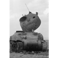Le Sherman M4 A1 baptisé Honky Tonk.