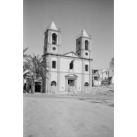 L'église ou cathédrale de Sfax, vue de la place Philippe Thomas.