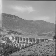 Le barrage des Beni Bahdel.