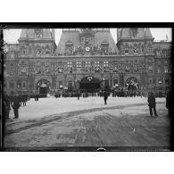 [Paris, le 14 juillet 1919. L'hôtel de ville.]