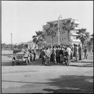 Prise d'armes et défilé des troupes françaises à Port-Fouad.