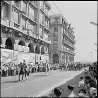 Cérémonie du 14 juillet à Alger. Défilé des spahis à cheval du 5e régiment de spahis algériens (RSA).