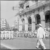 Cérémonie du 14 juillet à Alger. Défilé des unités de la Marine nationale.