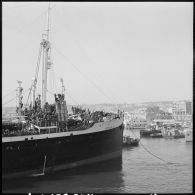Arrivée dans le port d'Alger du paquebot Athos II.