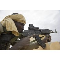 Un commando tchadien sécurise l'aéroport de Gao, au Mali.