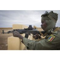 Un commando tchadien sécurise l'aéroport de Gao, au Mali.