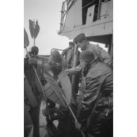 Activités à bord d'un chasseur de mines allemand (Minensuchboot).