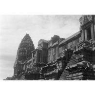 [Angkor le 10 septembre 1946.]