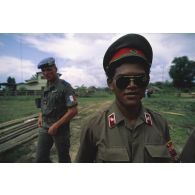 Portrait d'un militaire cambodgien des Cambodian People's Armed Forces (CPAF).
