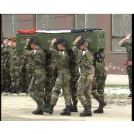 Cérémonie funéraire pour le soldat de 1re classe Nicolas Paradis.