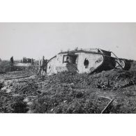 1558. St Julien. Tank de sept[embre] 1917. 1er oct[obre] 1918. [légende d'origine]
