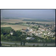 Le Mesnil-Aubry (95). Vue sur le village.