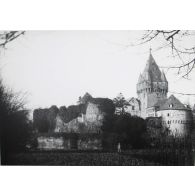 1729. Hülchrath. Schloss von Queckenberg. 14 déc[embre 1918]. [légende d'origine]