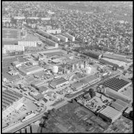 Le Blanc-Mesnil. La zone industrielle : l'usine d'Air Liquide.