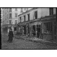 Etat des lieux à Paris après les bombardements par avions dans la nuit du 30 au 31 janvier 1918 .