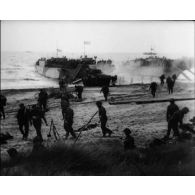 Normandie 1944 (actualités américaines) - 6 juin 1944 : le D day.