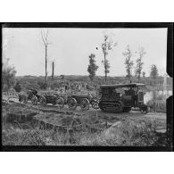 Près d'Elverdinghe, artillerie lourde belge se portant en avant, [légende d'origine]