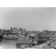 958. Boughrara, 12/04/1903, le grand temple, ruines romaines. [légende d'origine]