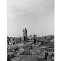 959a. Boughrara, 12/4/1903, vue générale des ruines romaines de Gigthis. [légende d'origine]