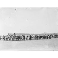1012. Gafsa, préparatifs pour la revue, 14 juillet 1903. [légende d'origine]