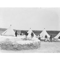53. [Tunisie, 1902-1903. Campement militaire.]