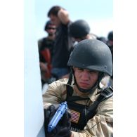 Soldat américain participant à l'exercice Panamax.
