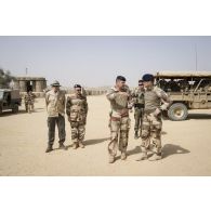 Le SGA accompagne le commandant de la force Barkhane sur le camp de Kidal.