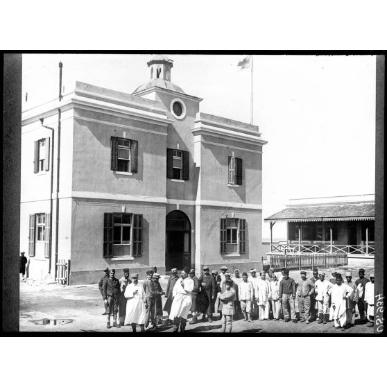 Port-Saïd. L'hôpital annexe. [légende d'origine]