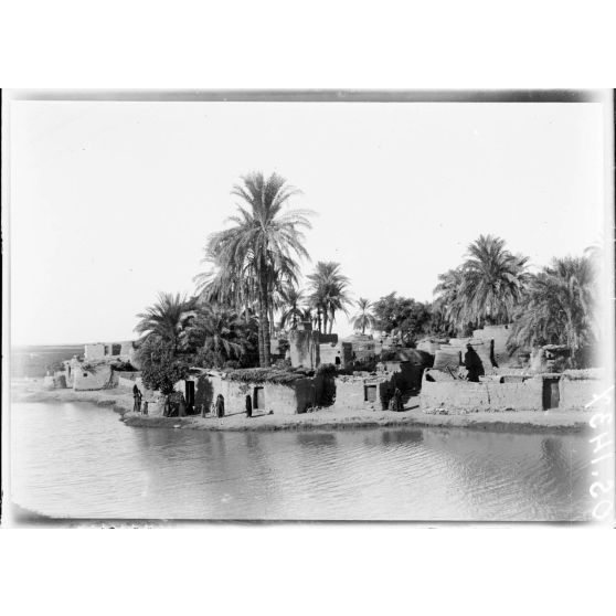 Haute Egypte. Village d'Oulad Amir. [légende d'origine]