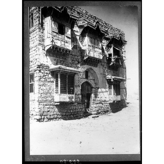 Djeddah (Arabie). Une vieille maison. [légende d'origine]