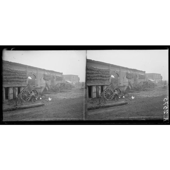 Guny, Somme, grange restaurée par l'ARC (American Red Cross). [Légende d'origine]