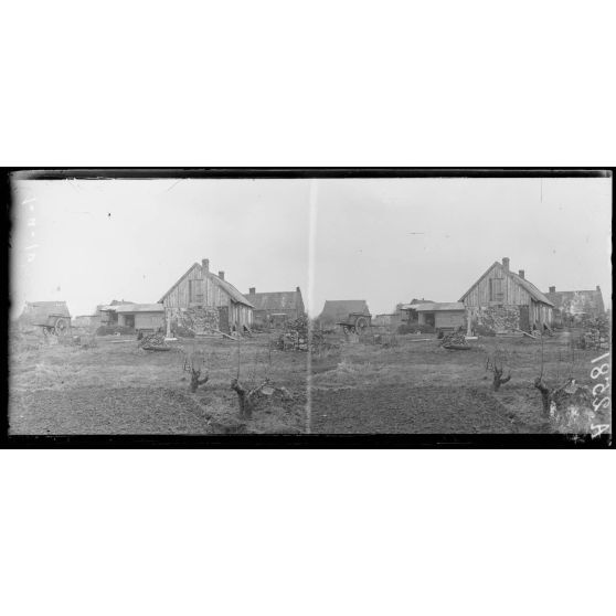 Guny, Somme, ferme restaurée. [Légende d'origine]