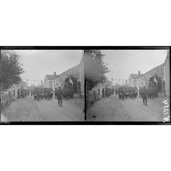 Vouzy (Marne), fête de la Division marocaine, la Nouba. [légende d'origine]