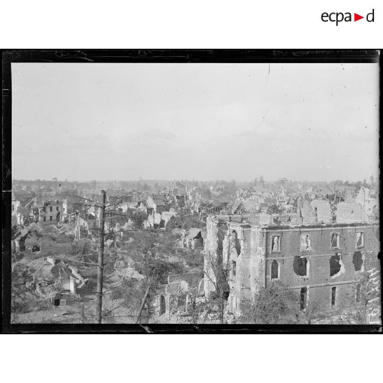 Bapaume, vue générale. [légende d'origine]