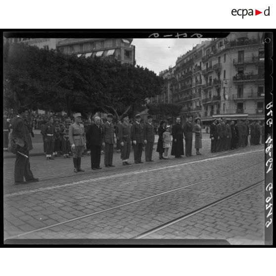 Cérémonie de commémoration du 11 novembre à Alger.