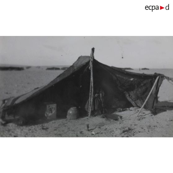 [Un campement dans un désert].