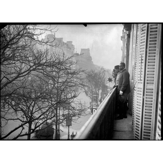 Paris. Foyer musulman. Vue sur le boulevard. 14-1-16. [légende d'origine]