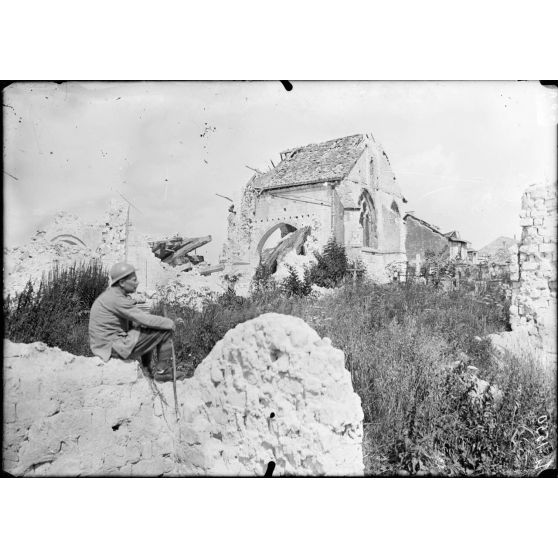 Prosnes. Marne. L'église. Extérieur sud. [légende d'origine]