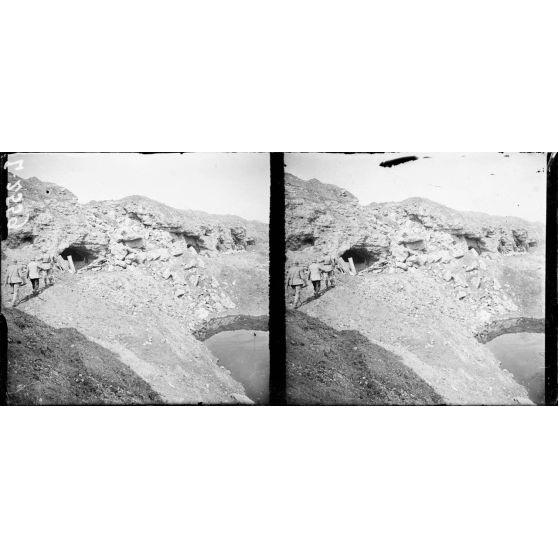 Fort de Douaumont. Fossés. [légende d'origine]