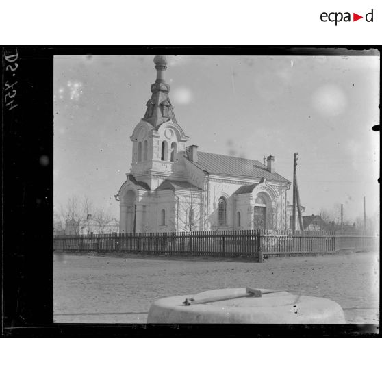 Sibérie. Eglise russe région Baïkal [légende d'origine]