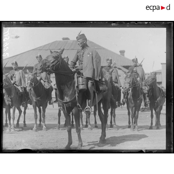 En Sibérie. Cavalerie tchèque. [légende d'origine]