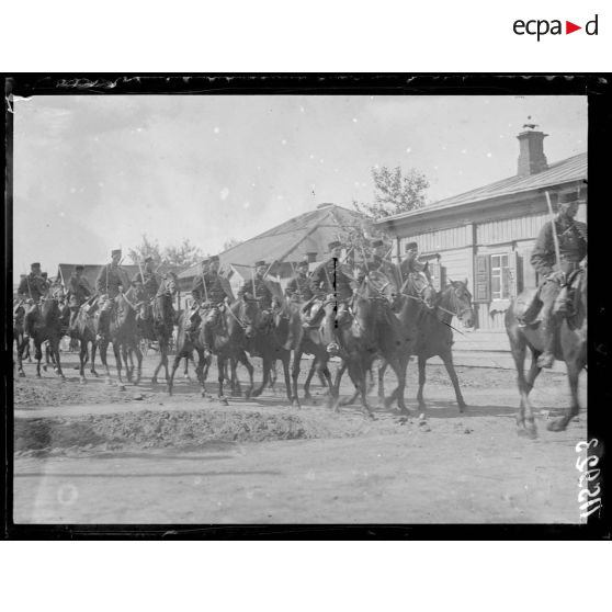 En Sibérie. Cavalerie tchèque. [légende d'origine]