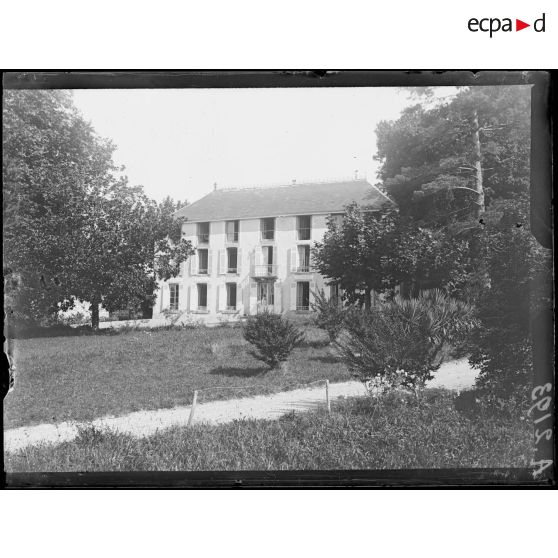 Cambo (Basses-Pyrénées). Hôpital de Beaulieu. Vue générale. [légende d'origine]