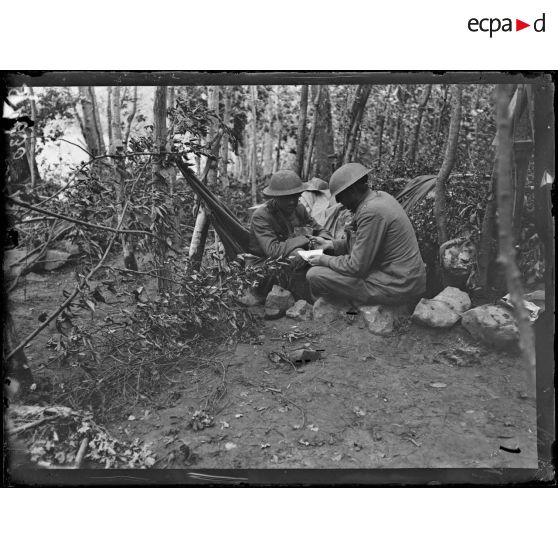 Le Bois Belleau (Aisne). PC d'une compagnie de fusiliers marins américains. [légende d'origine]