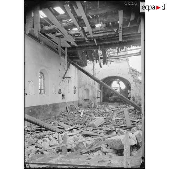 Morville-sur-Seille (Meurthe-et-Moselle). Intérieur de l’église. [légende d’origine]